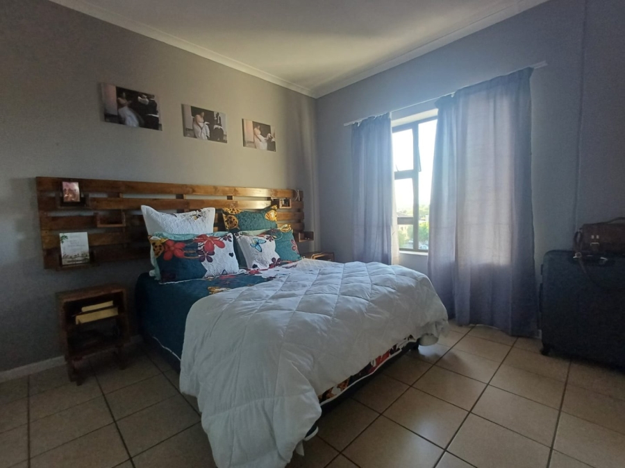 2 Bedroom Property for Sale in Brackenfell Central Western Cape